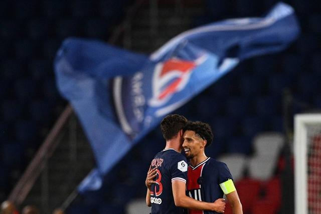 内维尔批拉10&卡塞米罗去美国度假